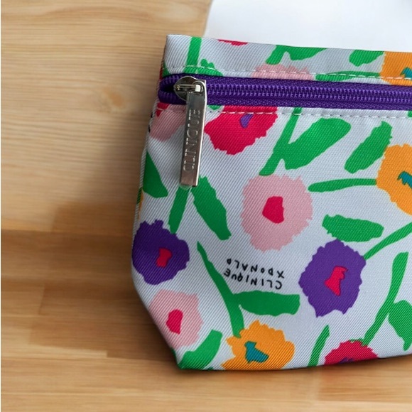 2/$25 NEW Clinique x Donald Bright Floral Makeup Cosmetics Bag Pink Purple Green - Picture 5 of 6
